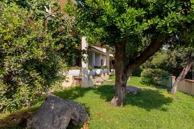 Giardino di Centro Residenziale Le Canne
