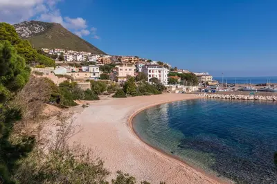 Paesaggio naturale nelle vicinanze della casa vacanze
