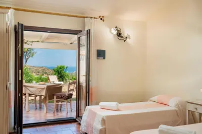 Letto o letti in una camera di Borgo Alba Barona Turismo Rurale