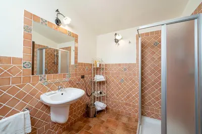 Bagno di Borgo Alba Barona Turismo Rurale