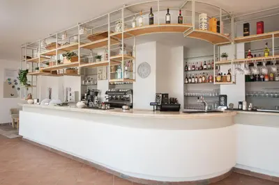Salone o bar di VOI Colonna Village