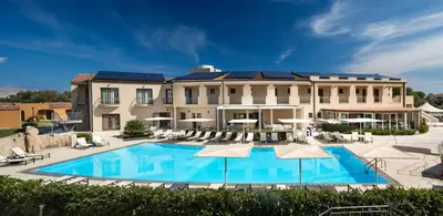 Piscina di Terradimare Resort&Spa o nelle vicinanze