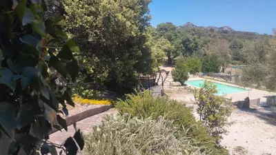 Piscina di Agriturismo Desole o nelle vicinanze
