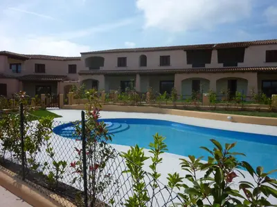 Piscina di Residence Le Ginestre / Ataras o nelle vicinanze