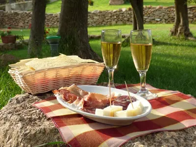 Cibo presso l'agriturismo o nelle vicinanze