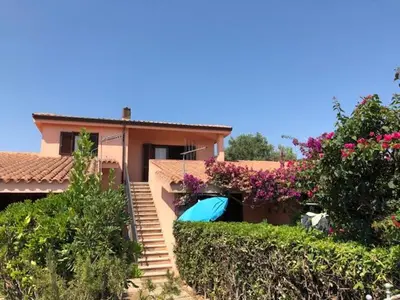 Giardino di Appartamento Iris 300 mt spiaggia