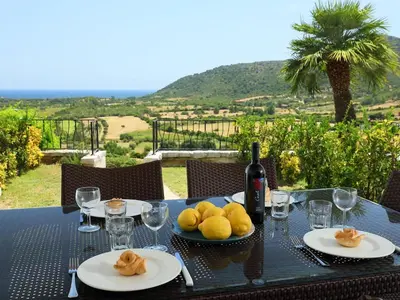 Cibo presso l'appartamento o nelle vicinanze