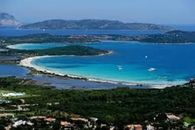 Paesaggio naturale nelle vicinanze della casa vacanze