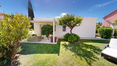 Giardino di Enjoy Your Stay - Guest House - Olbia
