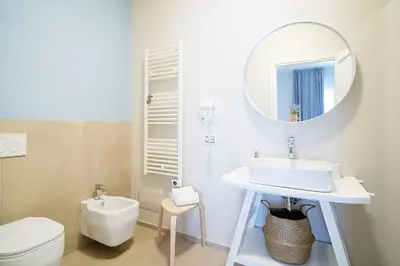 Bagno di Enjoy Your Stay - Guest House - Olbia