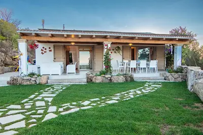 Giardino di Montilisciu Cottage