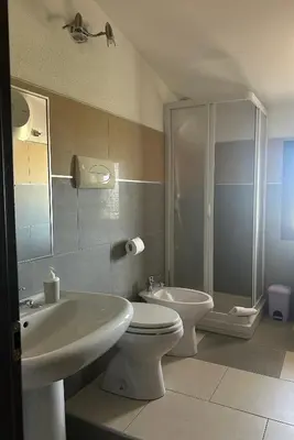 Bagno di Appartamento vista mare