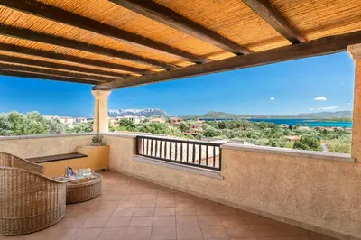 Balcone o terrazza di Homey Experience - Terrace Sea View Apartment