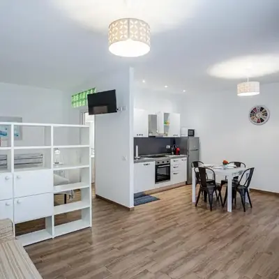 Ichnos Loft 33