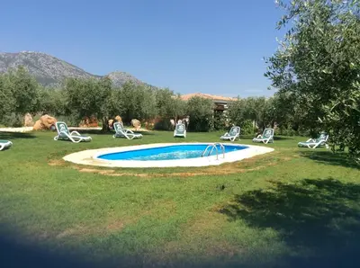 Piscina di Residence con piscina Piricone o nelle vicinanze
