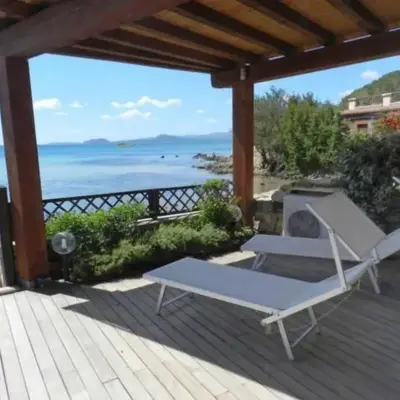 APARTMENT PIED DANS L'EAU