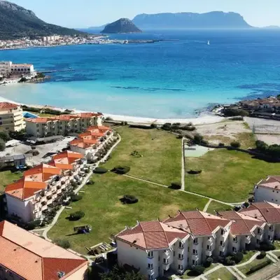 Beach House Rebe