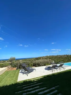 Piscina di Domo La Vela o nelle vicinanze