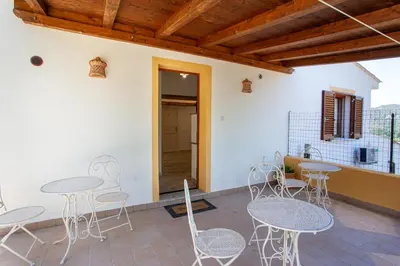 Balcone o terrazza di La Casa in Collina - affittacamere con vista mare