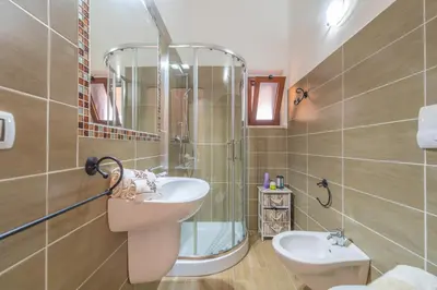 Bagno di Bilocale a un passo dal mare