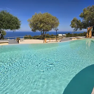 Piscina di Hotel Pranos Turismo Rurale Cala Gonone o nelle vicinanze