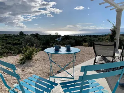 Paesaggio naturale nelle vicinanze della villa