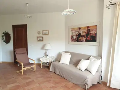 Area soggiorno di Capo Figari 8, Appartamento spazioso nel centro di Golfo Aranci con terrazza, Wi-Fi, parcheggio gratuito