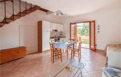 Cucina o angolo cottura di 2 Bedroom Stunning Home In Straulas