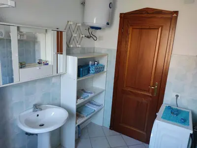 Bagno di Appartamento a La Caletta