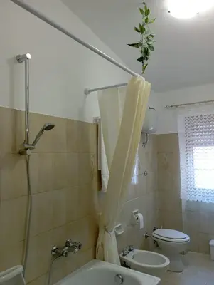 Bagno di Casa Saba Lupino