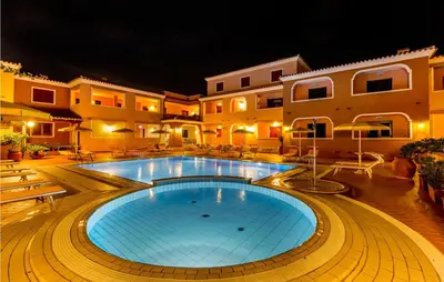 Piscina di Awesome Apartment In Orosei With Wifi o nelle vicinanze