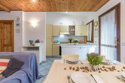 Cucina o angolo cottura di Blue&Green House With Shared Pool - Happy Rentals