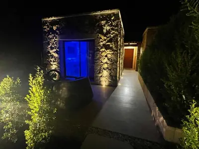 Giardino di Holiday Home House Boat Small by Interhome