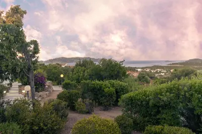 Paesaggio naturale nelle vicinanze della casa vacanze