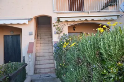Giardino di Delizioso Bilocale con stupenda vista mare FPO-MAR01