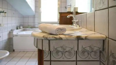 Bagno di Casa Ortobene Arte