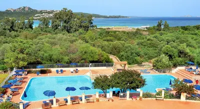 Piscina di Colonna Beach Hotel Marinella o nelle vicinanze