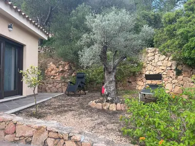 Giardino di Villa Panoramica Porto Istana