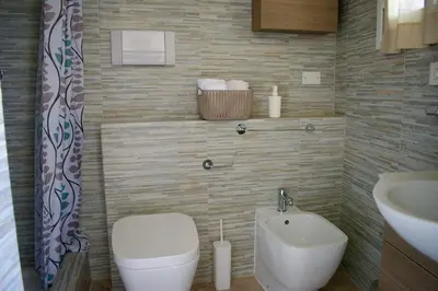Bagno di Villa con Splendido Giardino e Vista Mare a Osseddu - Olbia