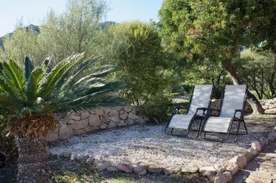 Giardino di Villa con Splendido Giardino e Vista Mare a Osseddu - Olbia