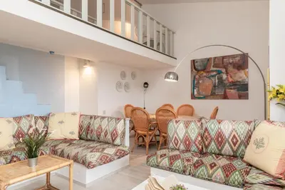 Area soggiorno di Il Vecchio Faro Dalia 6 50m From The Sea - Happy Rentals