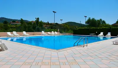 Piscina di Villa Nivessa o nelle vicinanze