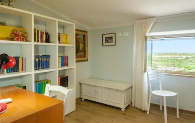 Biblioteca nell'appartamento
