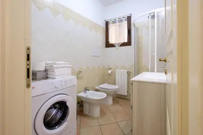 Bagno di Holiday Olbia - Appartamento a due passi dal lungomare e centro città