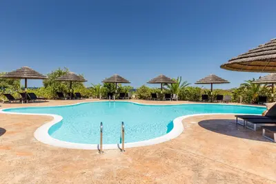 Piscina di Hotel Costa Caddu o nelle vicinanze