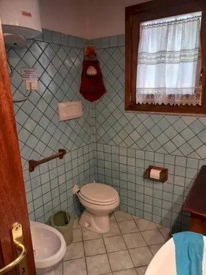 Bagno di Via Ulisse - FBU-URB01