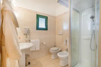 Bagno di Hotel Baia Marina