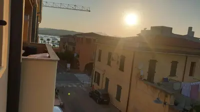 Alba o tramonto visti dall'interno dell'appartamento o dai dintorni