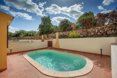 Piscina di Villetta con Piscina - BUDONI o nelle vicinanze