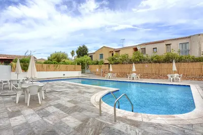 Piscina di Isola Blu, Jacuzzi & Pool by DomusAway o nelle vicinanze